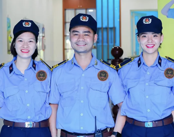 Bảo vệ cửa hàng – siêu thị tphcm